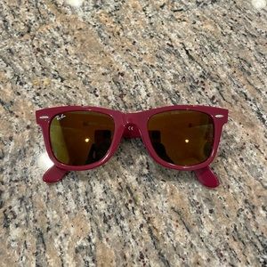 Ray-Ban Wayfarer Sunglasses